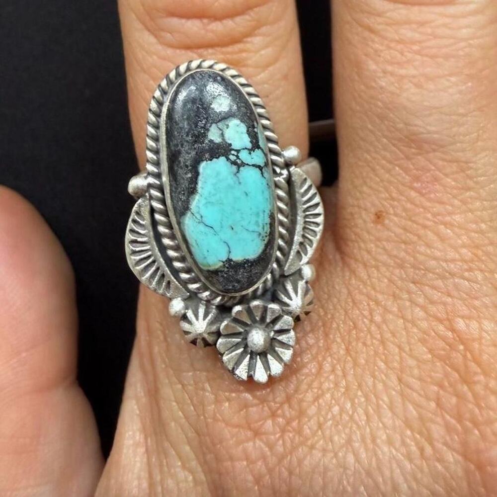 Handmade sterling silver hubei turquoise ring. Adjustable